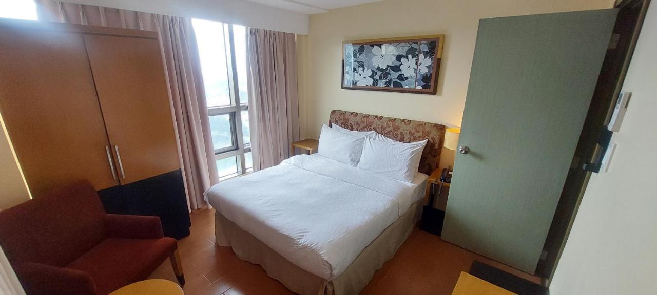 One Tagaytay Place Hotel Suites Official Account Tagaytay City Exterior foto